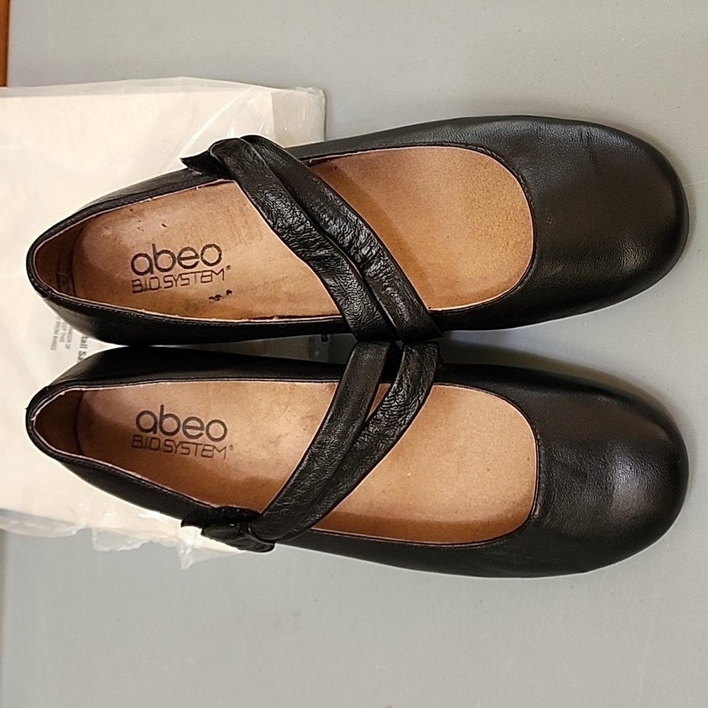 ABEO Shoes - Biosystems size 9.5 N, black